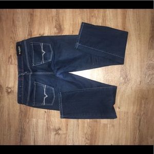 Men’s GUESS jeans, slim fit.